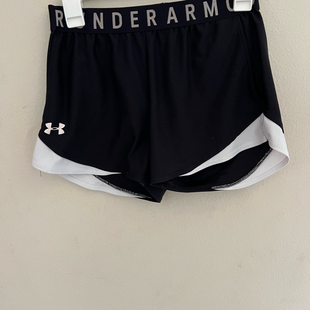Under Armour Black and White Athletic Shorts with Elastic Waistband